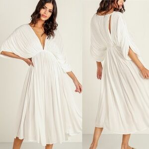 Indah Amerta Solid Gathered Bone Cream Pleated Midi Dress